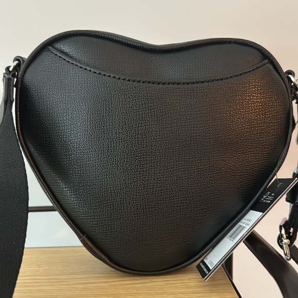 Shiney Karl Lagerfeld Paris love Karl heart cross body - Picture 5 of 6